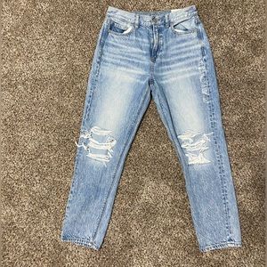 American Eagle, Mom Jean. Brand New with tags!